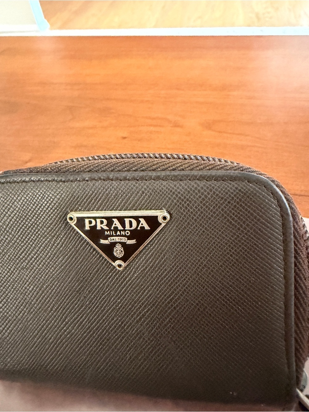 Prada Unisex Small Black Saffiano Zip Key and Card Holder with Metal Logo - Picture 2 of 14